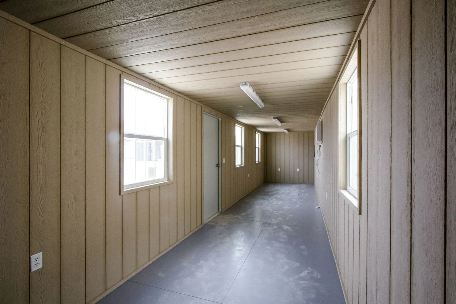 40ft Mobile Office Shipping Container with Bathroom (40HCMOB) Container View 3